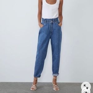 Zara SLOUCHY PAPERBAG JEANS